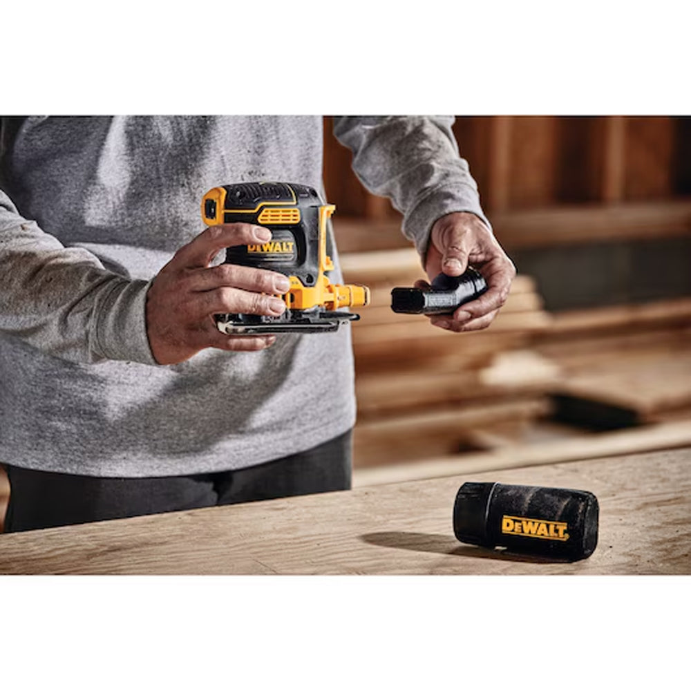 DeWalt DCW200P1 20V MAX* XR® Brushless Cordless 1/4 Sheet Variable Speed Sander Kit (5.0 Ah Battery)