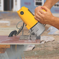 DeWALT 4-3/8" Wet/Dry Handheld Tile Cutter