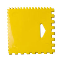 Richard 4" x 4" Plastic Spreader