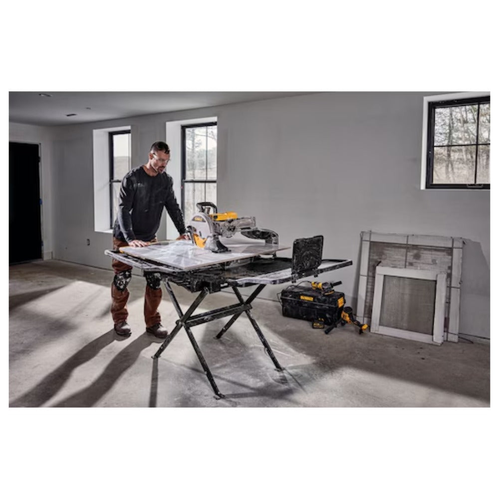DeWALT 10 in. High Capacity Wet Tile Saw with Stand [REFURBISHED]